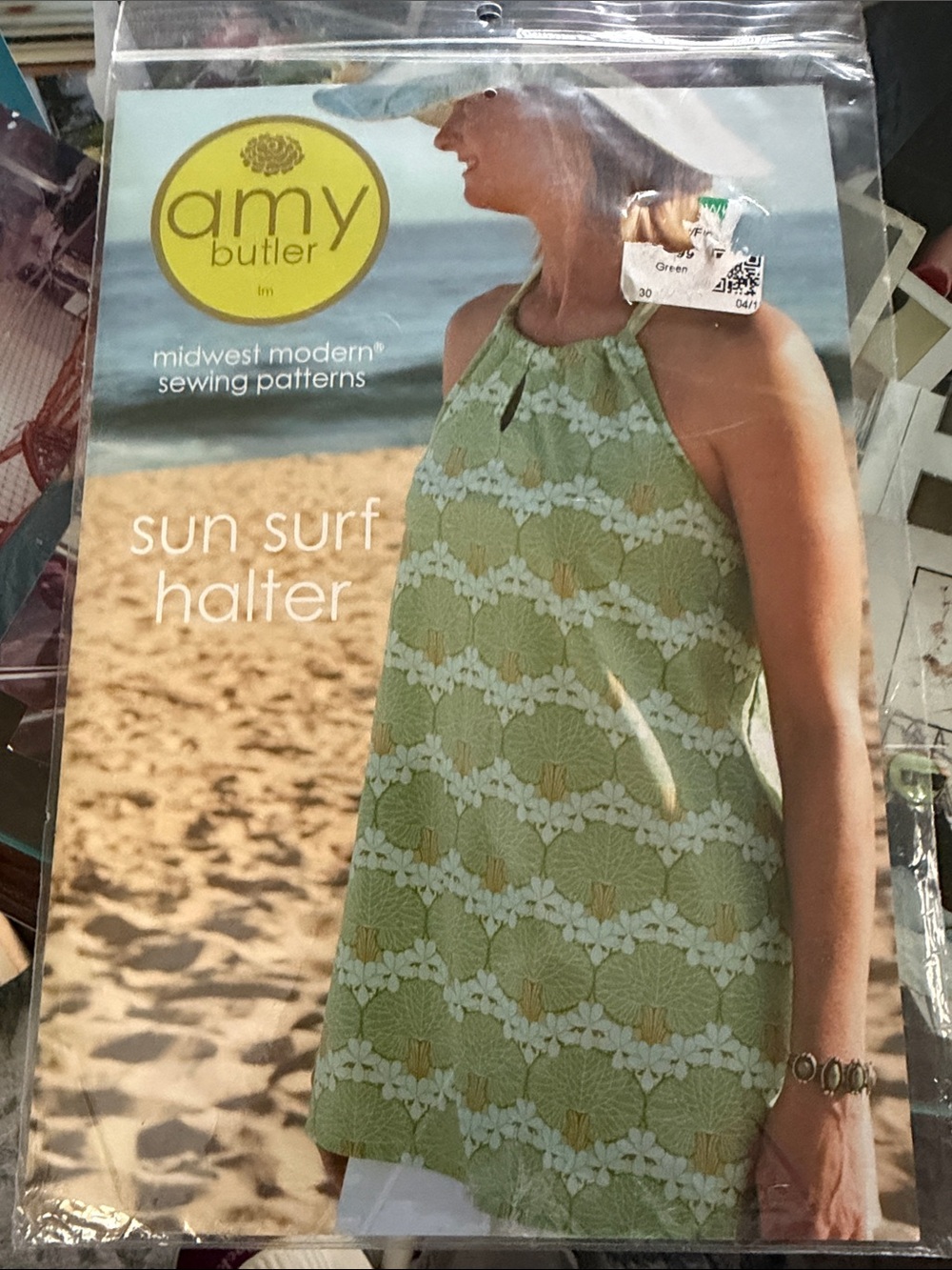 Amy Butler Sun Surf Halter Sewing Pattern - Green